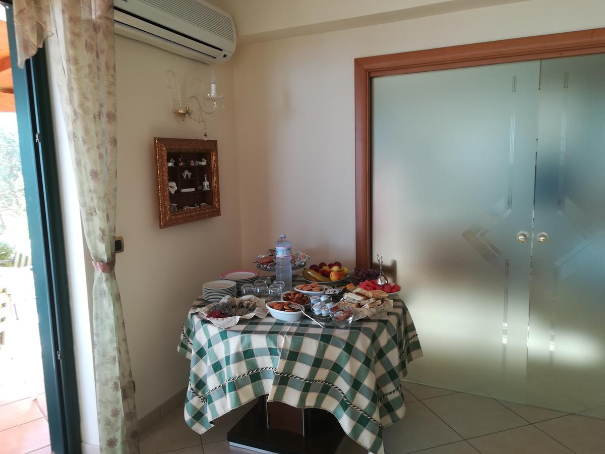 La Collina Capo D'Orlando Bed & Breakfast Екстериор снимка